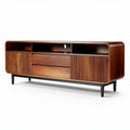 Buffet en bois avec finition naturelle et portes en cannage 150 x 40 x 60cm